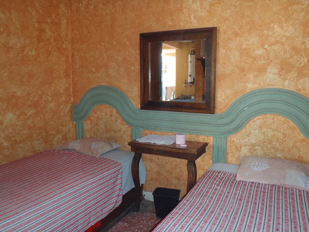 Hotel Casa De Huespedes Hidalgo Tehuacán 客房 照片