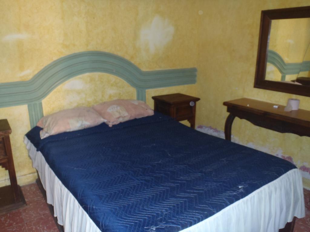 Hotel Casa De Huespedes Hidalgo Tehuacán 外观 照片